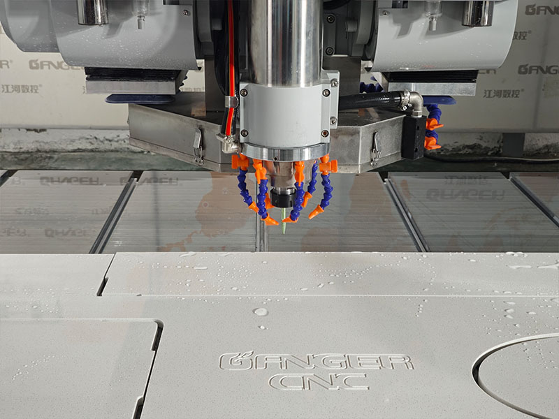 قطع الجسر بخمسة محاور (5+1) GQ-3220DSM