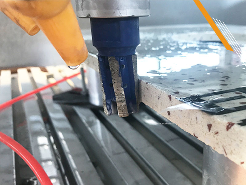 مركز تصنيع CNC برأسين للأسطح GSY-3015D