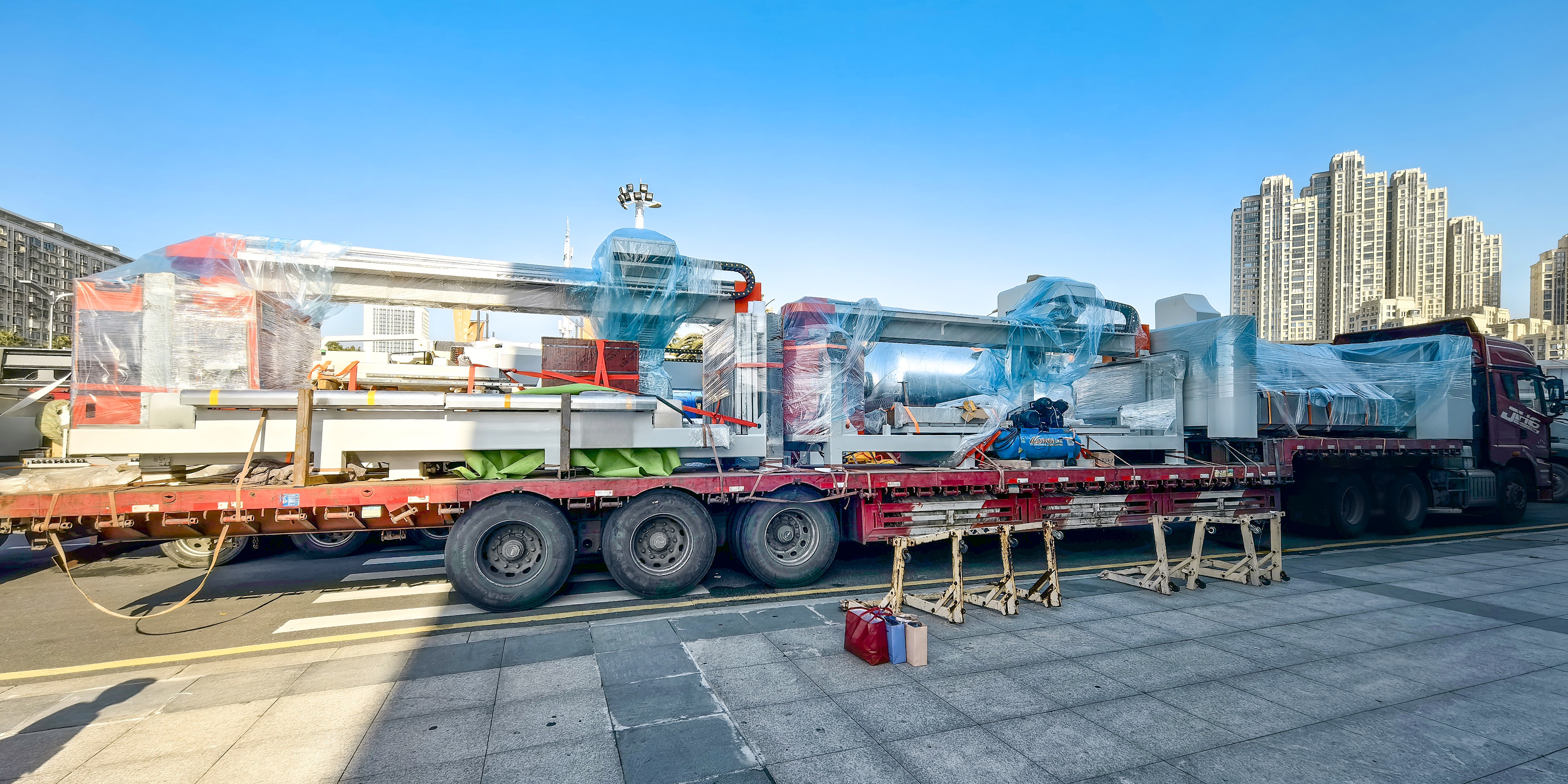 GANGER في معرض Xiamen Stone 2026: وصلت الآلات وجاهزة لإعداد الكشك!