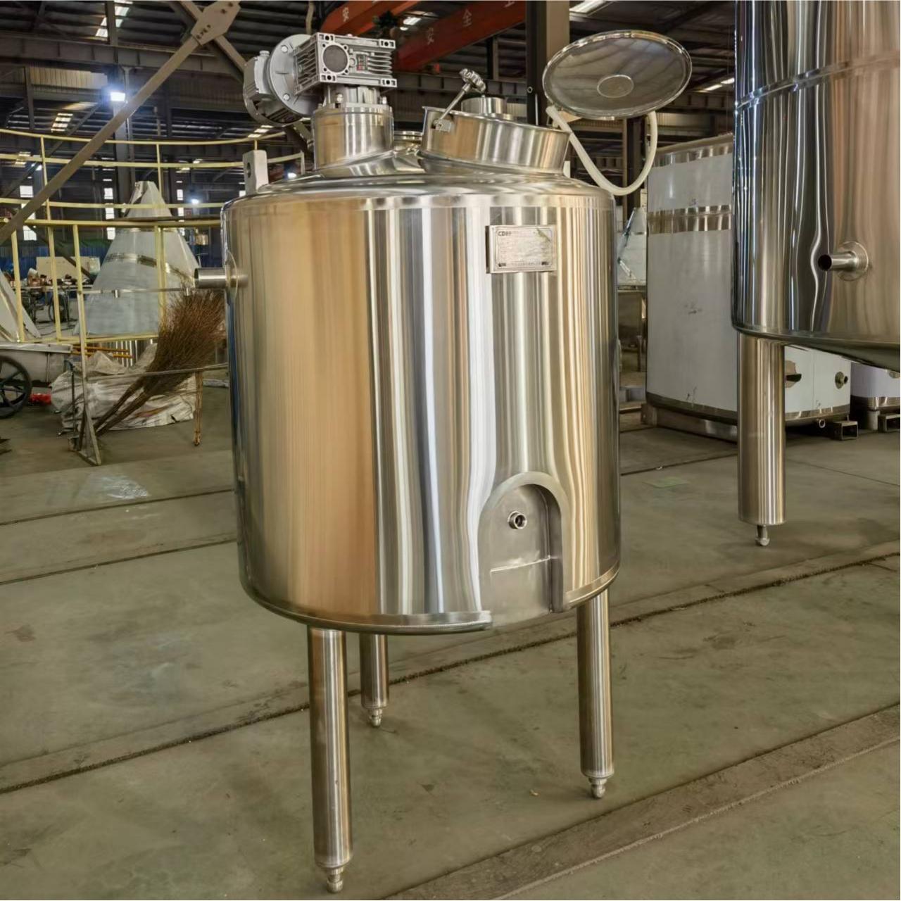 خزان خلط الزبادي سعة 500 لتر