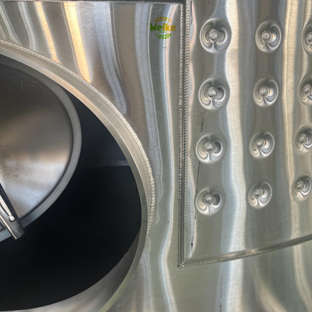 خزانات تخمير النبيذ الأحمر المصنوعة من الفولاذ المقاوم للصدأ