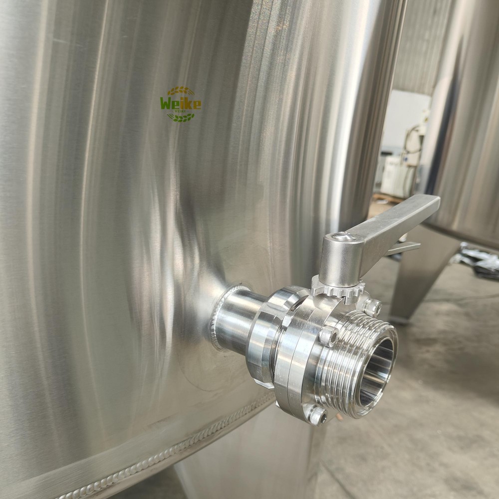 خزانات تخزين النبيذ بسعة 7500 لتر للمصنع