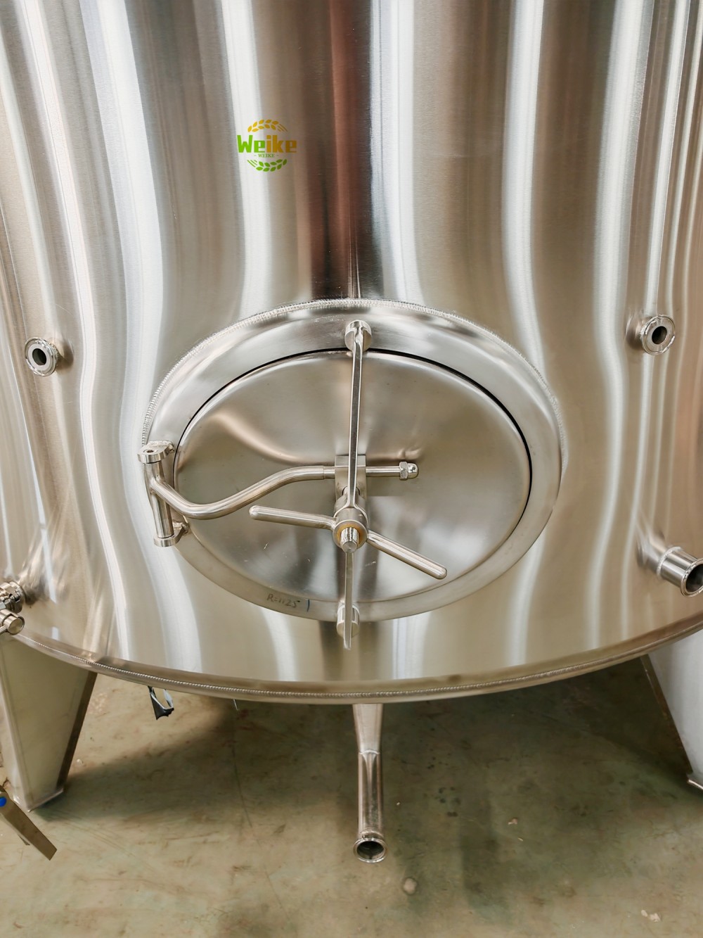 خزانات تخزين النبيذ الفولاذ المقاوم للصدأ 20000L