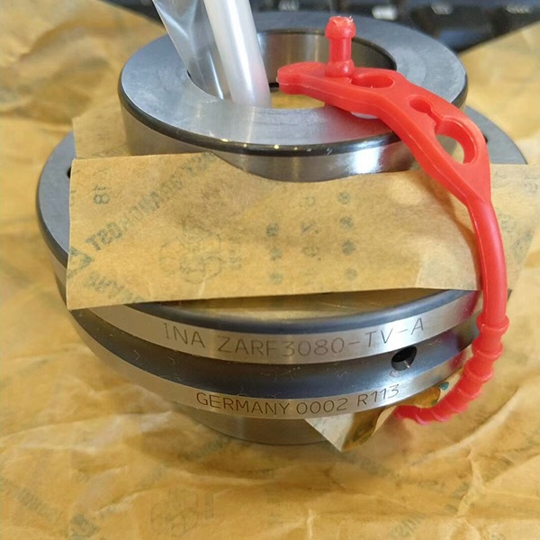 INA ZARF3080-TV محمل فائق الدقة مدمج محوري-, شعاعي-