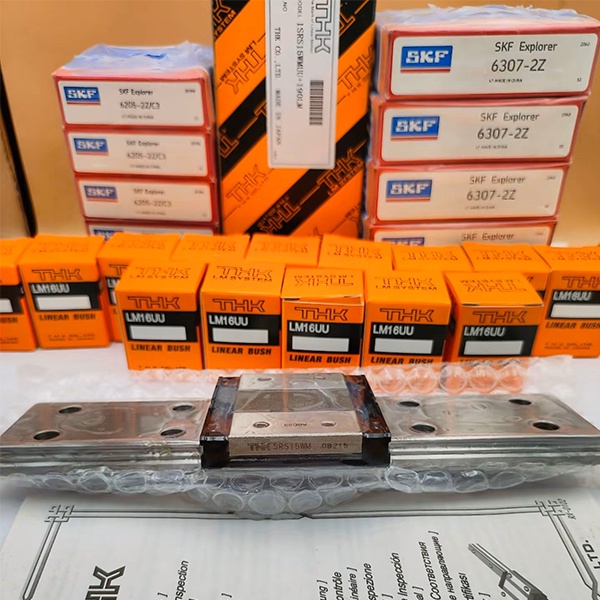 منزلق خطي THK SRS15WM