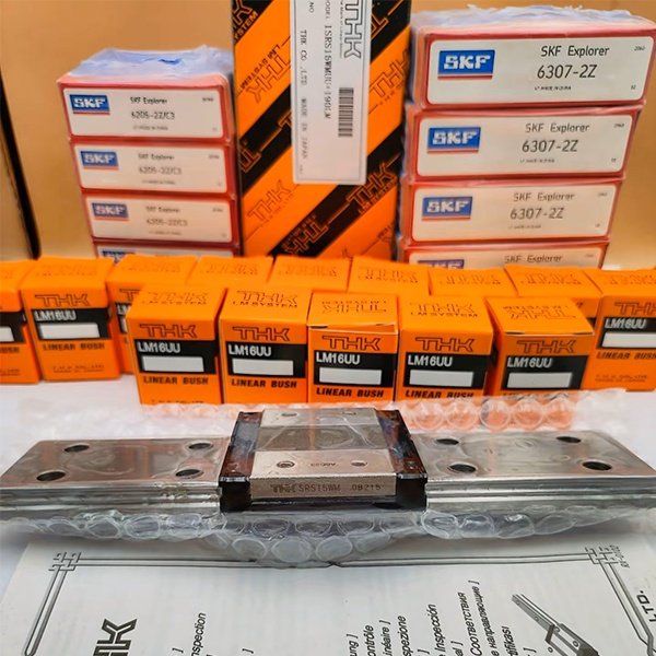 منزلق خطي THK SRS15WM