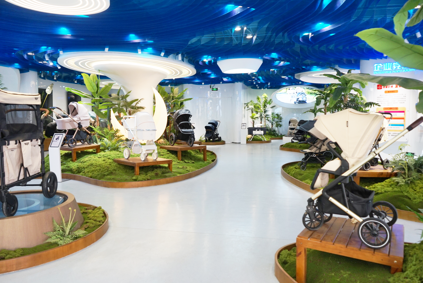 لماذا تتفوق عربات أطفالنا على المنافسين: 3 نقاط تميّز رئيسية