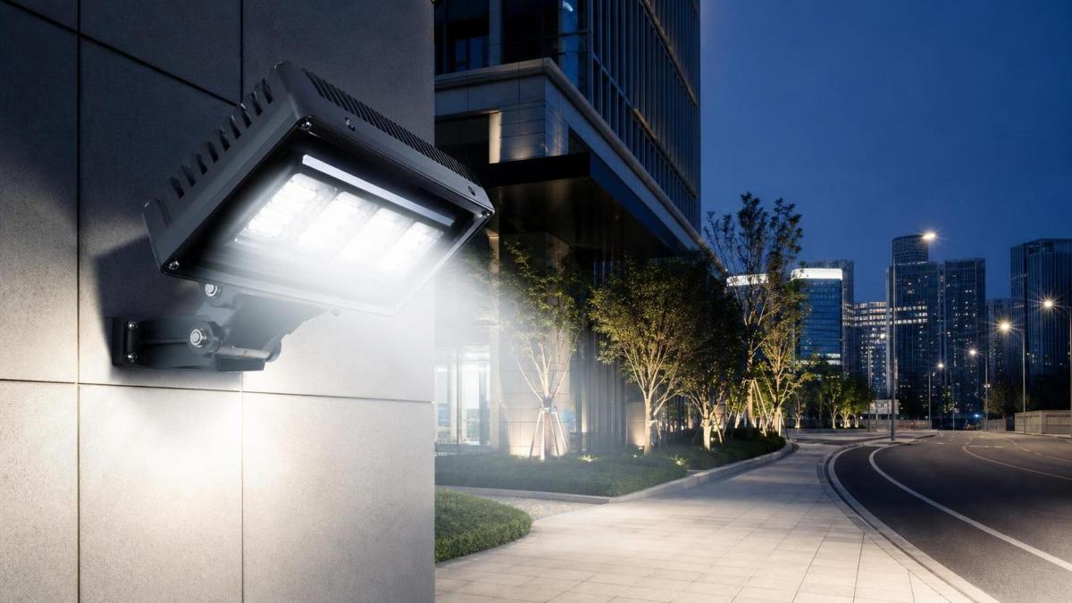 فيمَ يُستخدم جهاز الإسقاط LED؟