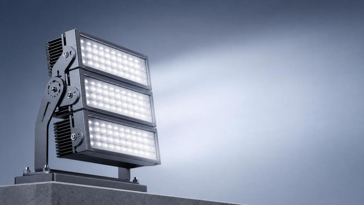 ما المشكلات الشائعة في أجهزة الإسقاط LED؟